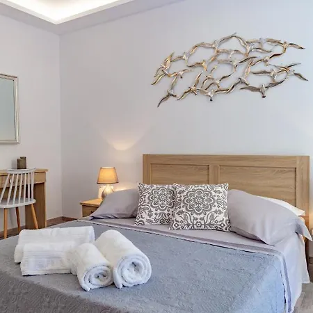 Elena's Kantia House Apartment *