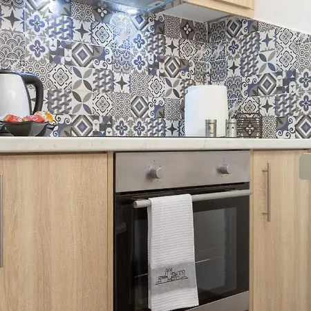 Elena's Kantia House Apartment *